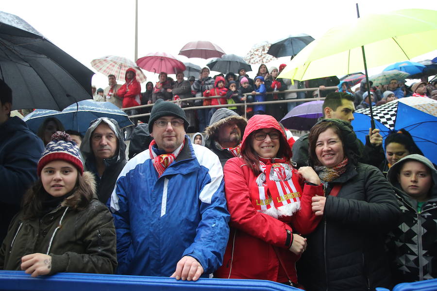 ¿Estuviste en el Sporting 1-3 Barcelona? ¡Búscate en las fotos! (I)