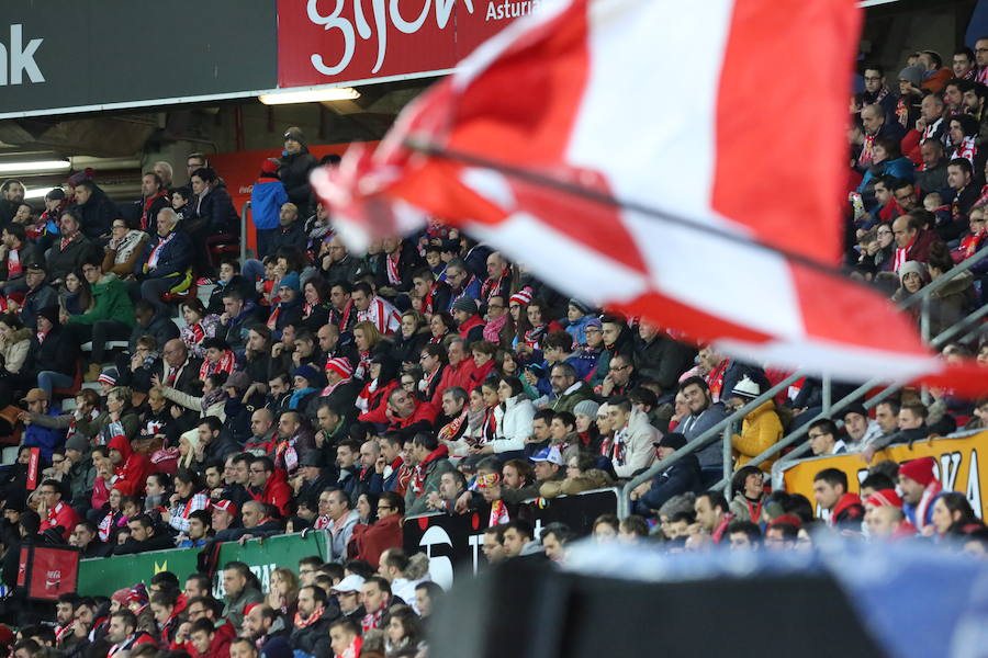 ¿Estuviste en el Sporting 1-3 Barcelona? ¡Búscate en las fotos! (I)