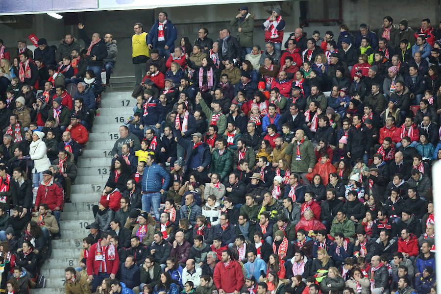 ¿Estuviste en el Sporting 1-3 Barcelona? ¡Búscate en las fotos! (I)