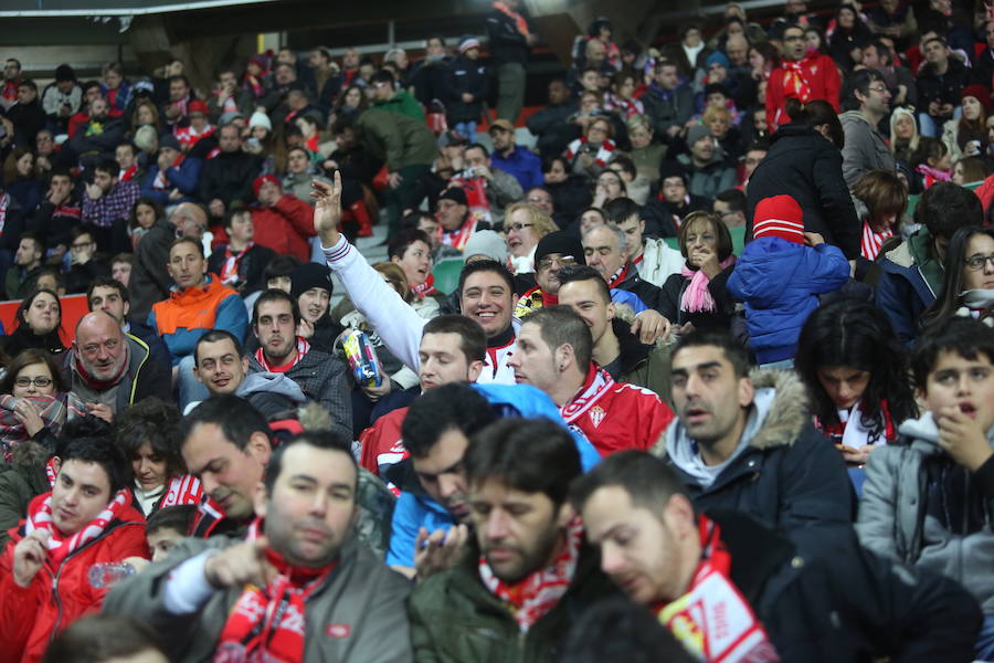 ¿Estuviste en el Sporting 1-3 Barcelona? ¡Búscate en las fotos! (I)