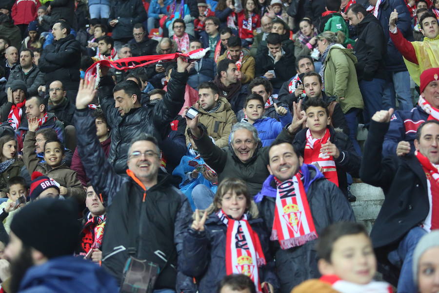 ¿Estuviste en el Sporting 1-3 Barcelona? ¡Búscate en las fotos! (I)