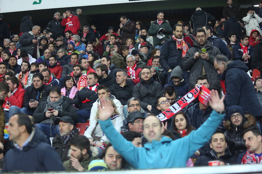 ¿Estuviste en el Sporting 1-3 Barcelona? ¡Búscate en las fotos! (I)