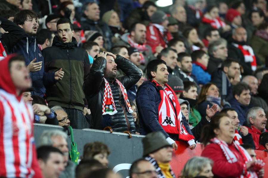 ¿Estuviste en el Sporting 1-3 Barcelona? ¡Búscate en las fotos! (I)