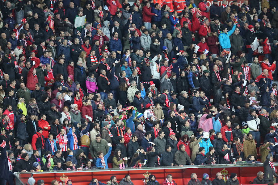 ¿Estuviste en el Sporting 1-3 Barcelona? ¡Búscate en las fotos! (I)