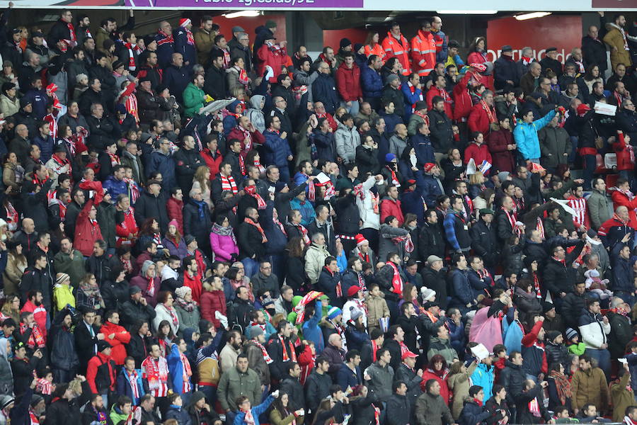 ¿Estuviste en el Sporting 1-3 Barcelona? ¡Búscate en las fotos! (I)