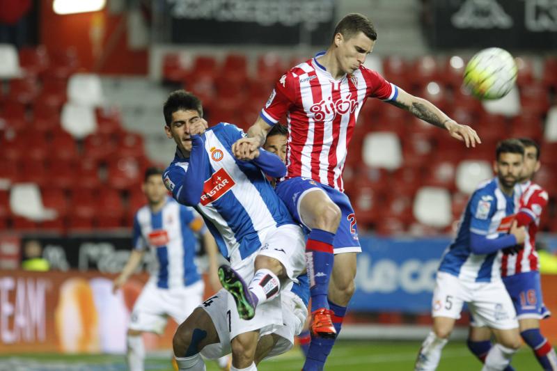 Sporting 2 - 4 Espanyol