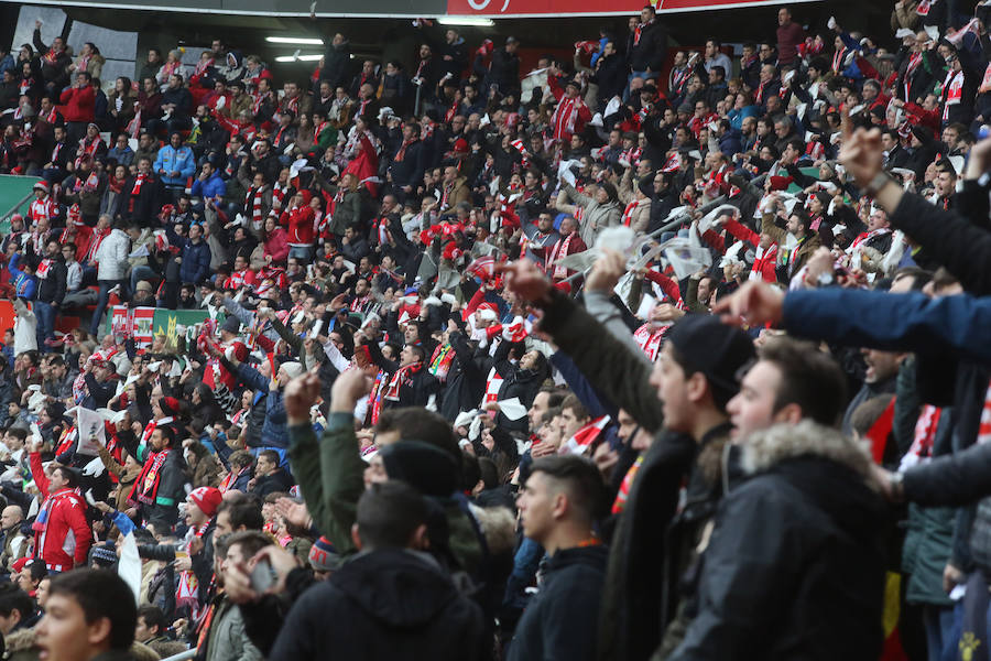 ¿Estuviste en el Sporting-Athletic? ¡Búscate en las imágenes! (3)