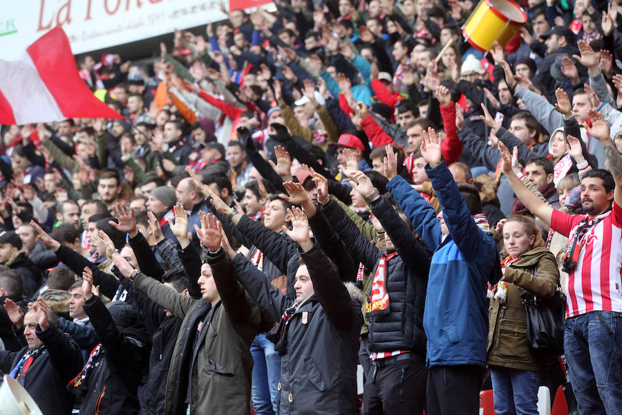 ¿Estuviste en el Sporting-Athletic? ¡Búscate en las imágenes! (3)