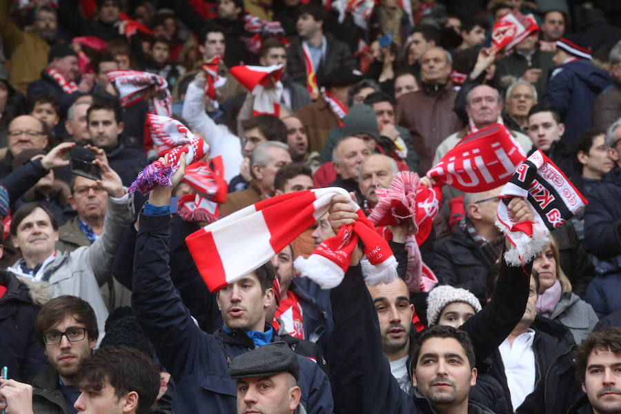 ¿Estuviste en el Sporting-Athletic? ¡Búscate en las imágenes! (3)