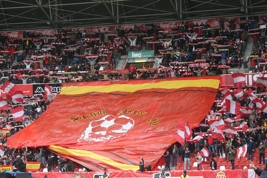 ¿Estuviste en el Sporting-Athletic? ¡Búscate en las imágenes! (3)