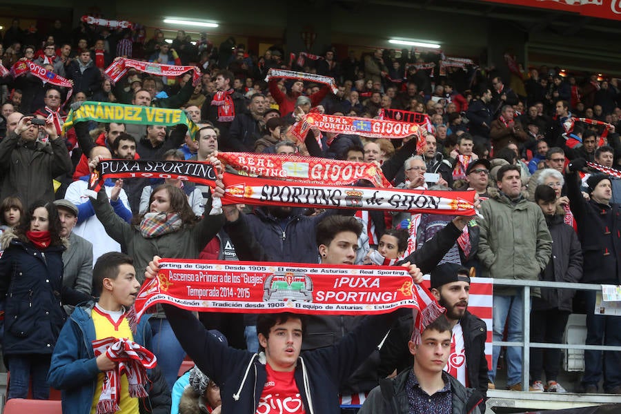 ¿Estuviste en el Sporting-Athletic? ¡Búscate en las imágenes! (3)