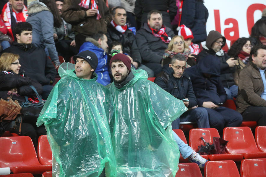 ¿Estuviste en el Sporting-Athletic? ¡Búscate en las imágenes! (3)