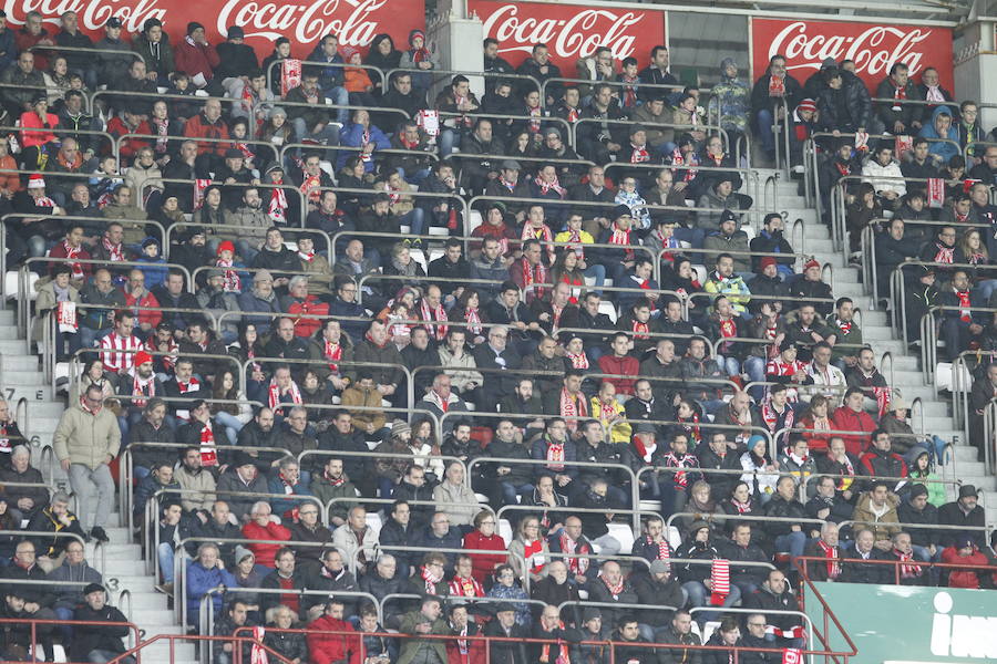 ¿Estuviste en el Sporting-Athletic? ¡Búscate en las imágenes! (2)