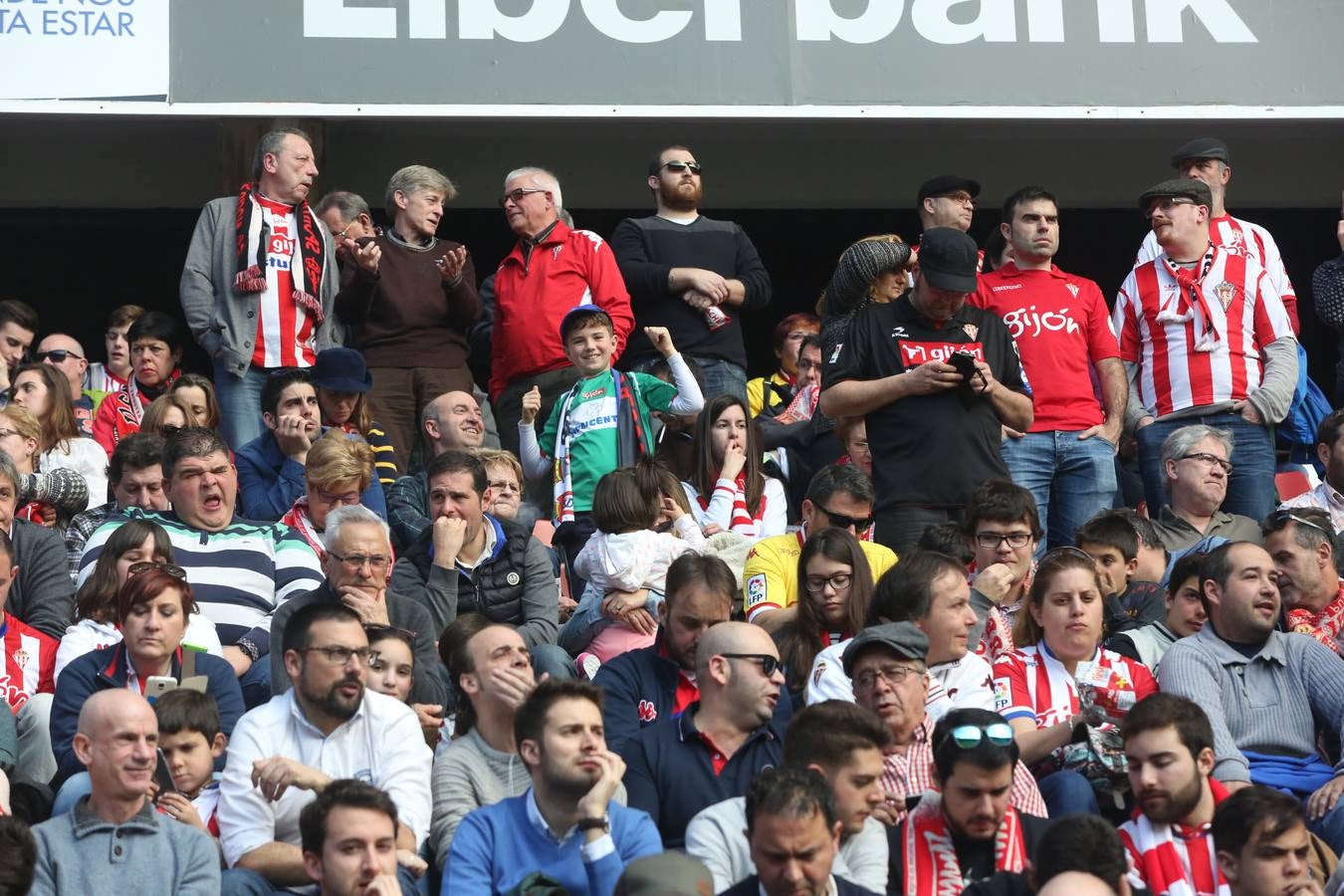 ¿Estuviste en el Sporting 2-1 Atlético? ¡Búscate! (1)