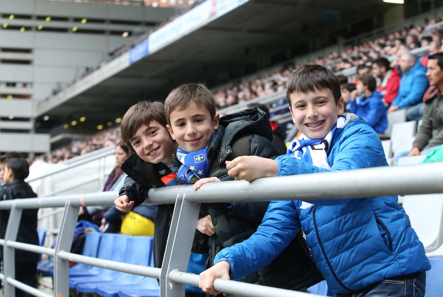 ¿Estuviste en el Real Oviedo-Huesca? ¡Búscate en las imágenes!