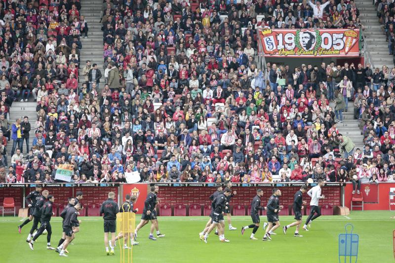 ¿Estuviste en el entrenamiento del Sporting? ¡Búscate!