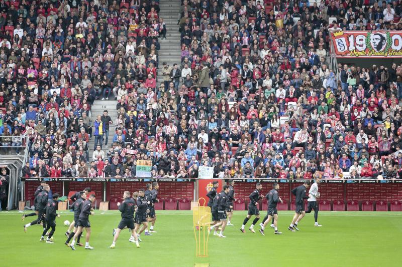 ¿Estuviste en el entrenamiento del Sporting? ¡Búscate!