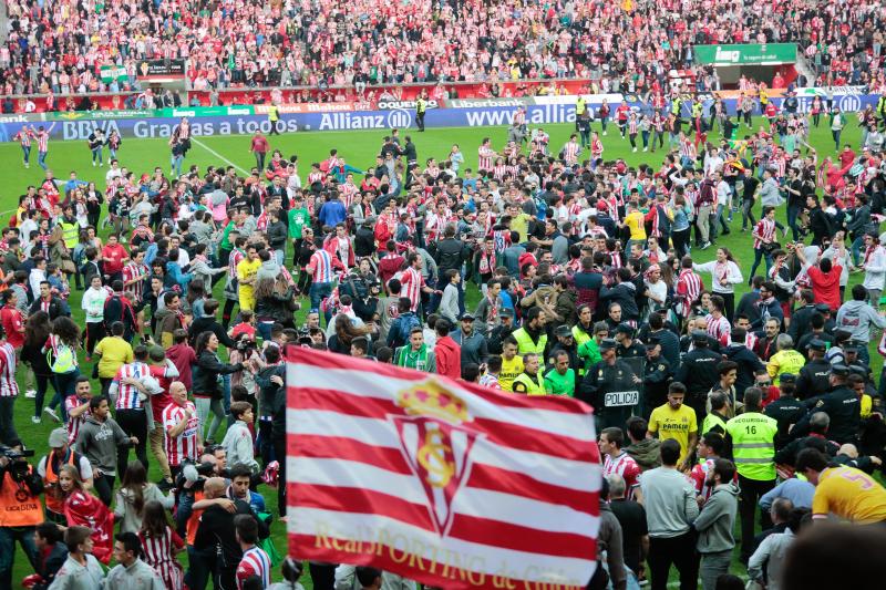 ¿Estuviste en el Sporting-Villarreal? Búscate (1)