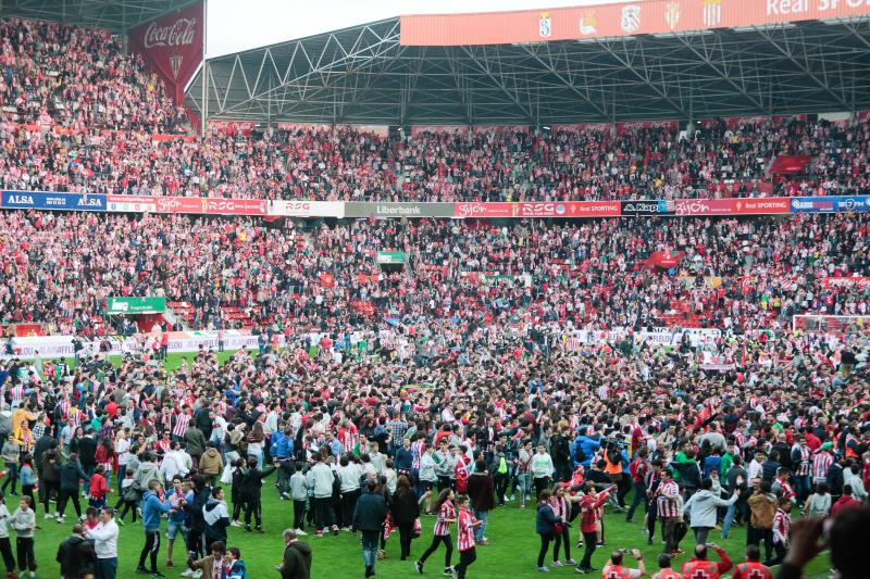 ¿Estuviste en el Sporting-Villarreal? Búscate (1)