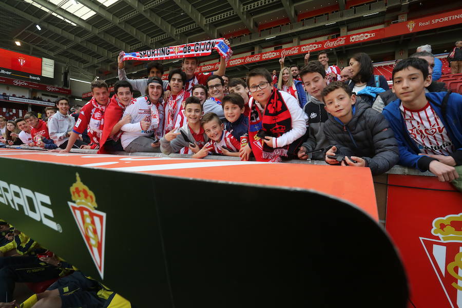 ¿Estuviste en el Sporting-Villarreal? Búscate (2)