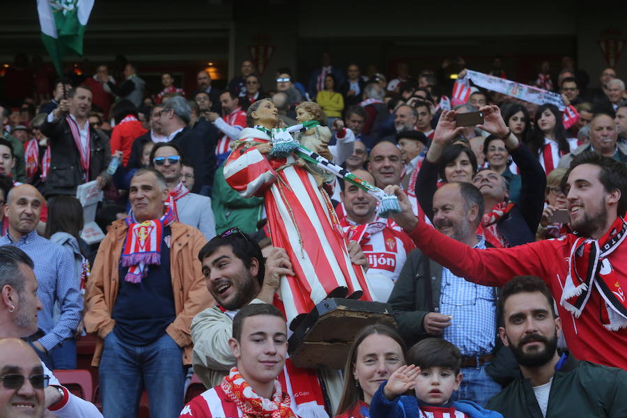 ¿Estuviste en el Sporting-Villarreal? Búscate (3)