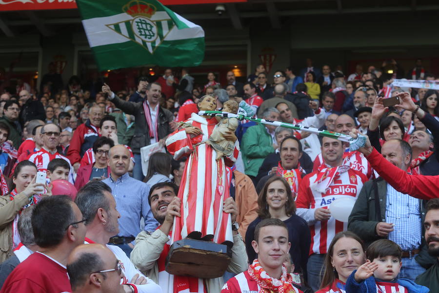 ¿Estuviste en el Sporting-Villarreal? Búscate (3)