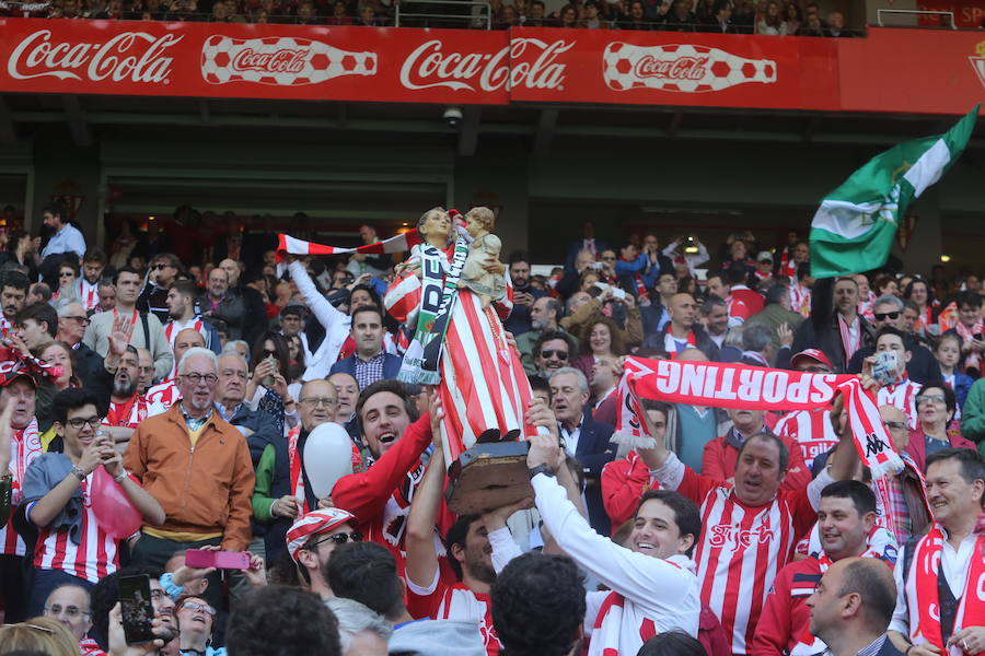 ¿Estuviste en el Sporting-Villarreal? Búscate (3)