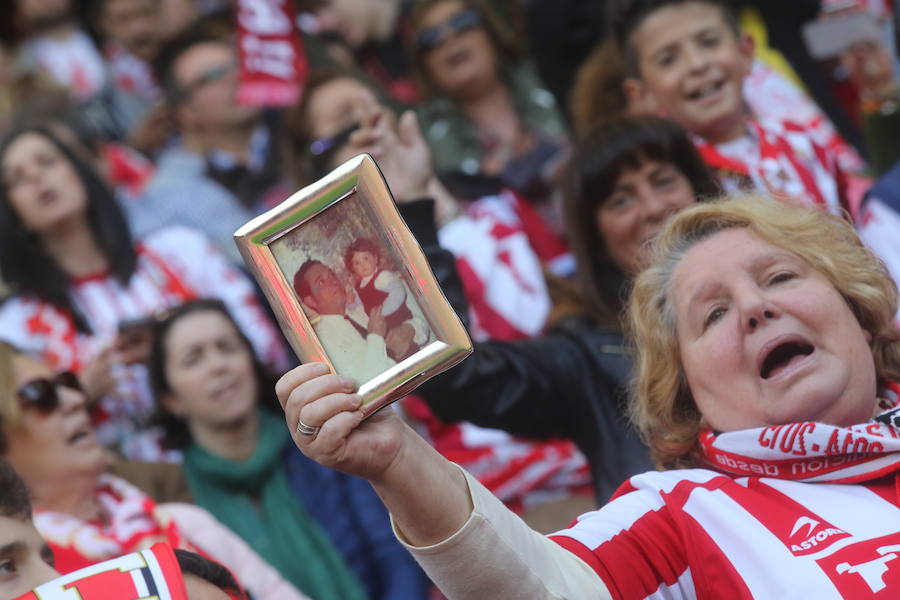 ¿Estuviste en el Sporting-Villarreal? Búscate (3)