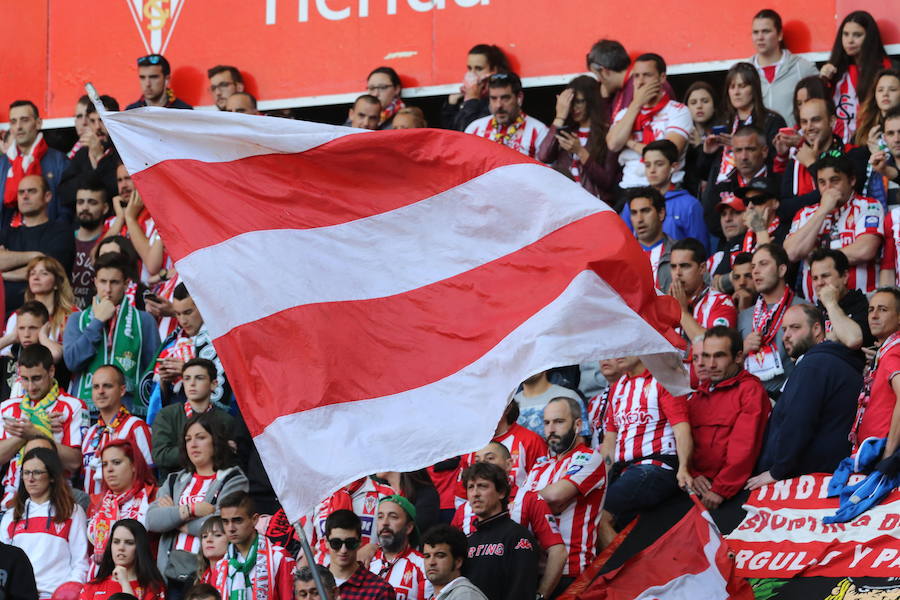 ¿Estuviste en el Sporting-Villarreal? Búscate (4)