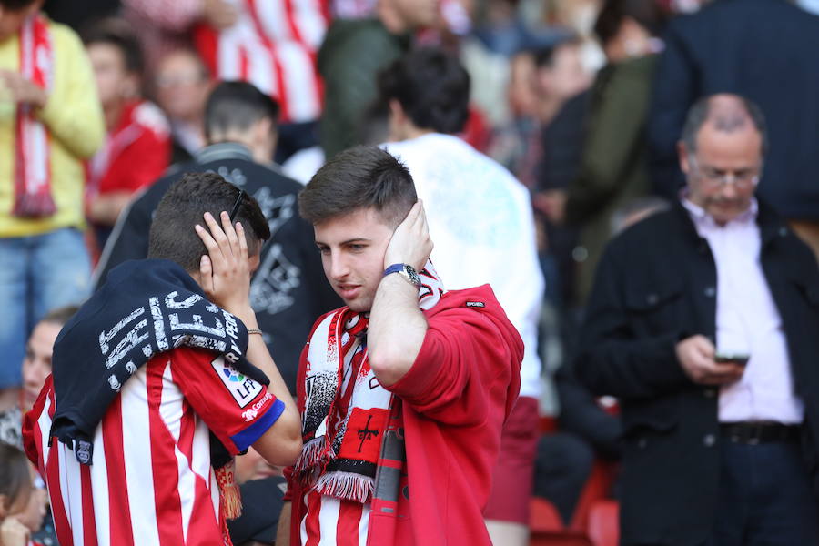 ¿Estuviste en el Sporting-Villarreal? Búscate (4)