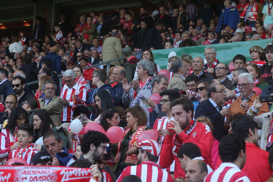 ¿Estuviste en el Sporting-Villarreal? Búscate (4)