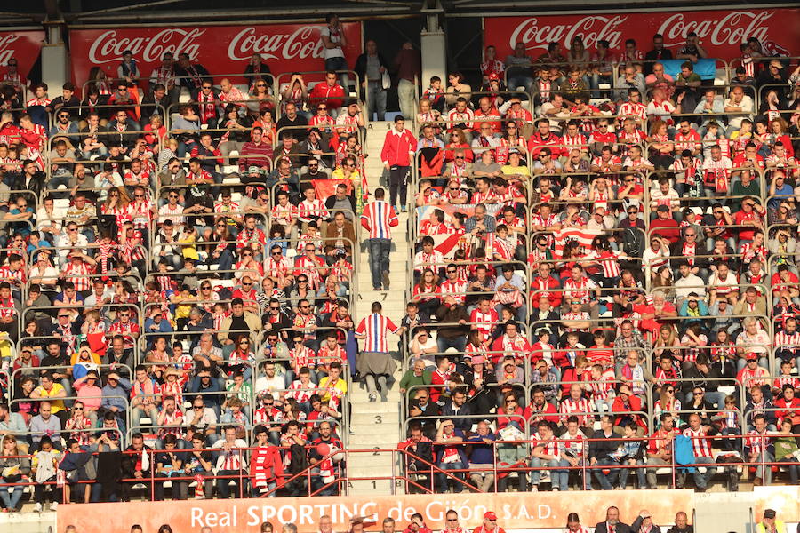 ¿Estuviste en el Sporting-Villarreal? Búscate (7)