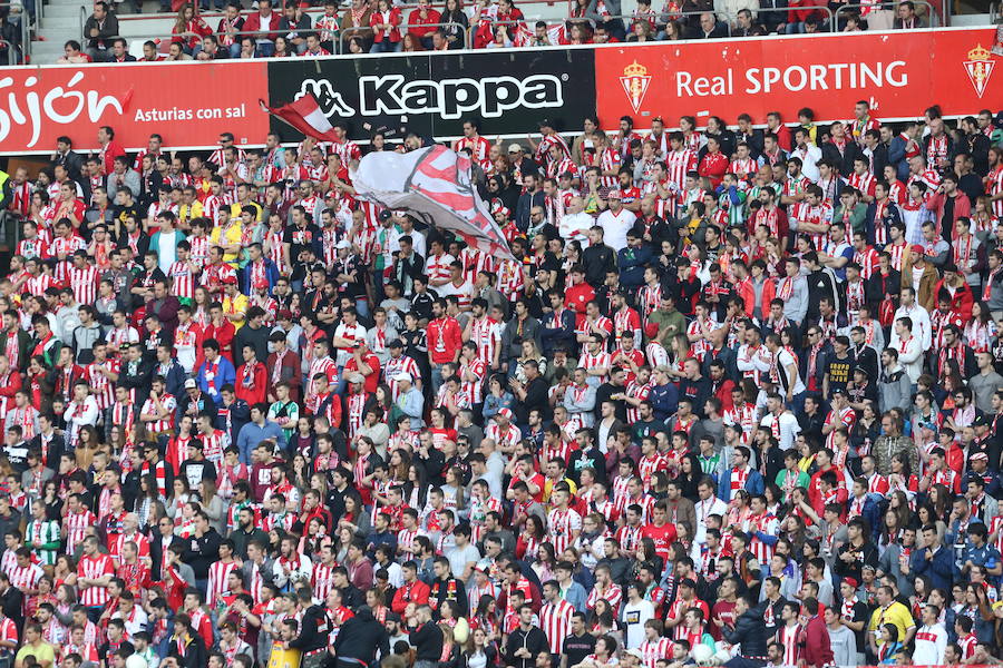 ¿Estuviste en el Sporting-Villarreal? Búscate (7)