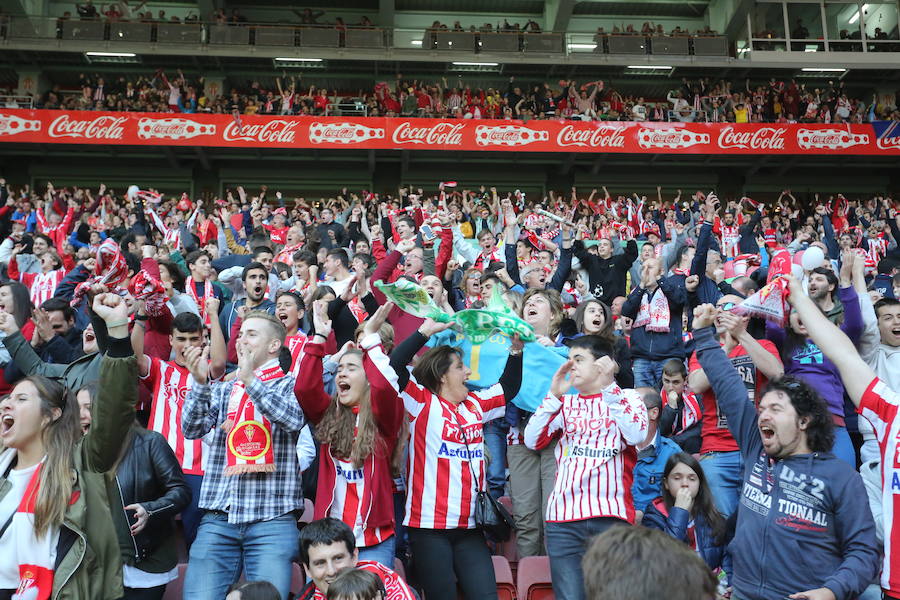 ¿Estuviste en el Sporting-Villarreal? Búscate (7)