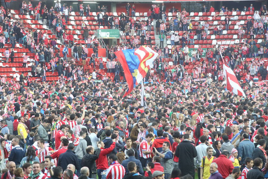 ¿Estuviste en el Sporting-Villarreal? Búscate (9)