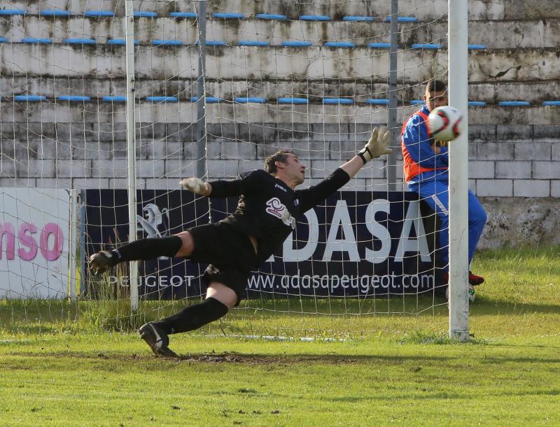 Las mejores imágenes del Real Avilés-Lagun Onak