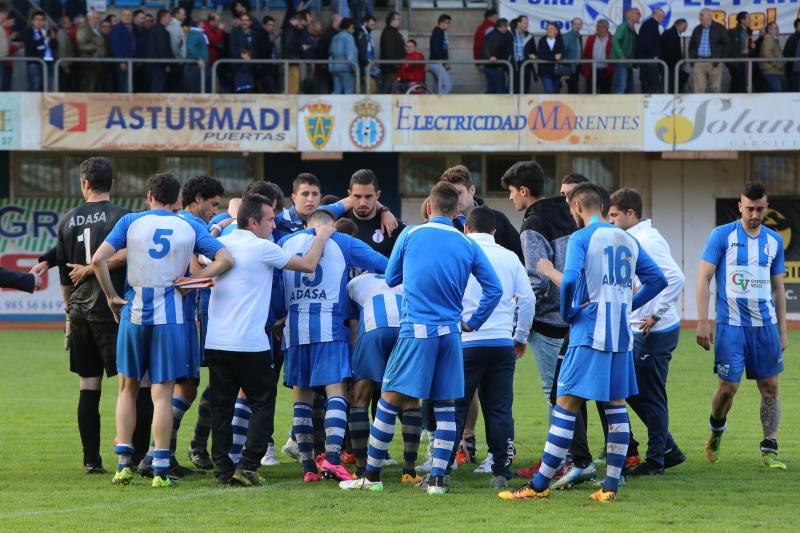 Las mejores imágenes del Real Avilés-Lagun Onak