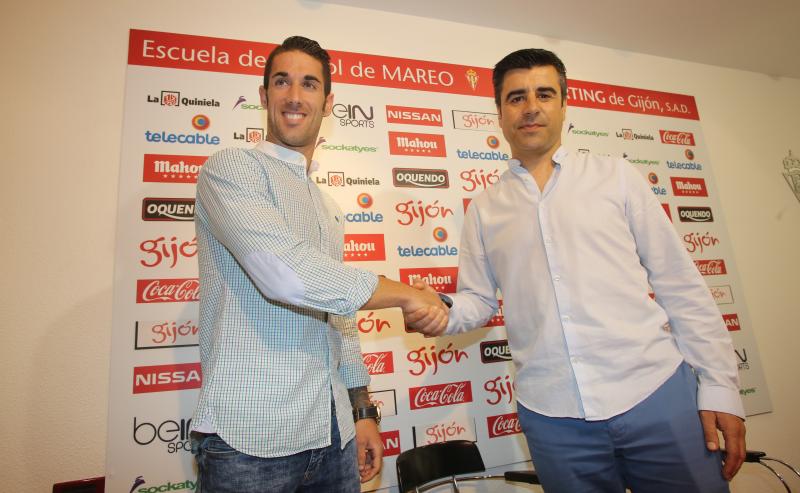 El Sporting presenta a Diego Mariño y Lillo