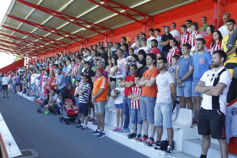 El Sporting presenta su nueva equipación