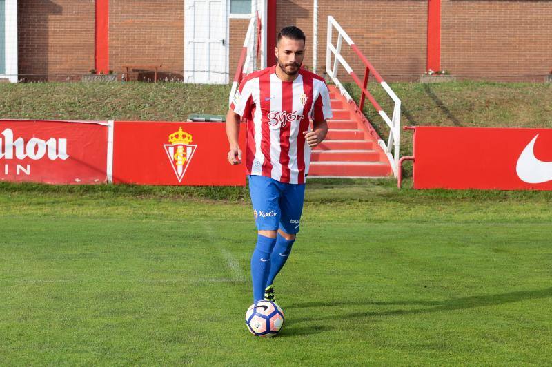 Xavi Torres ya entrena con el Sporting