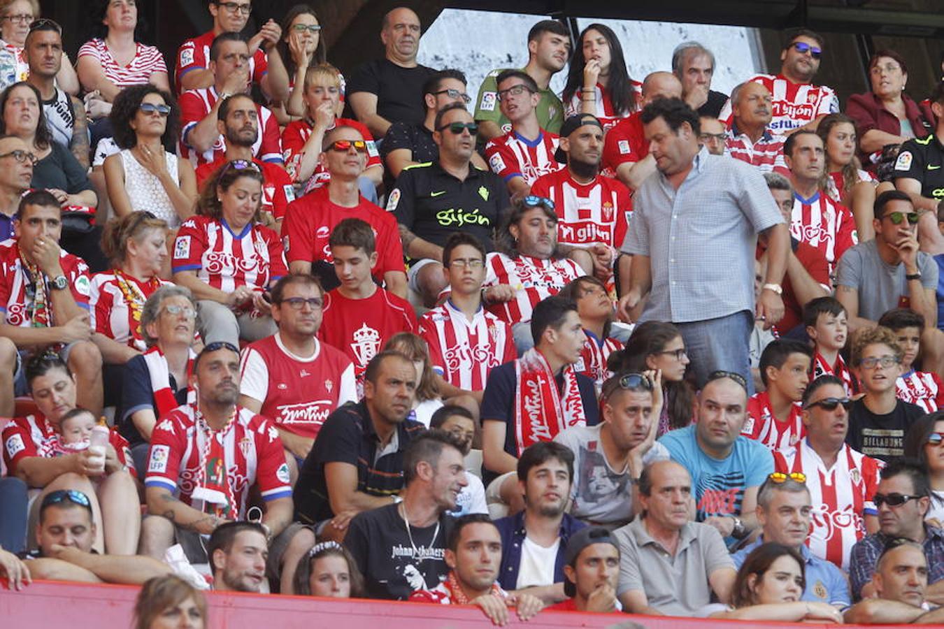 ¿Estuviste en el Sporting - Athletic? ¡Búscate en las fotos! (2)