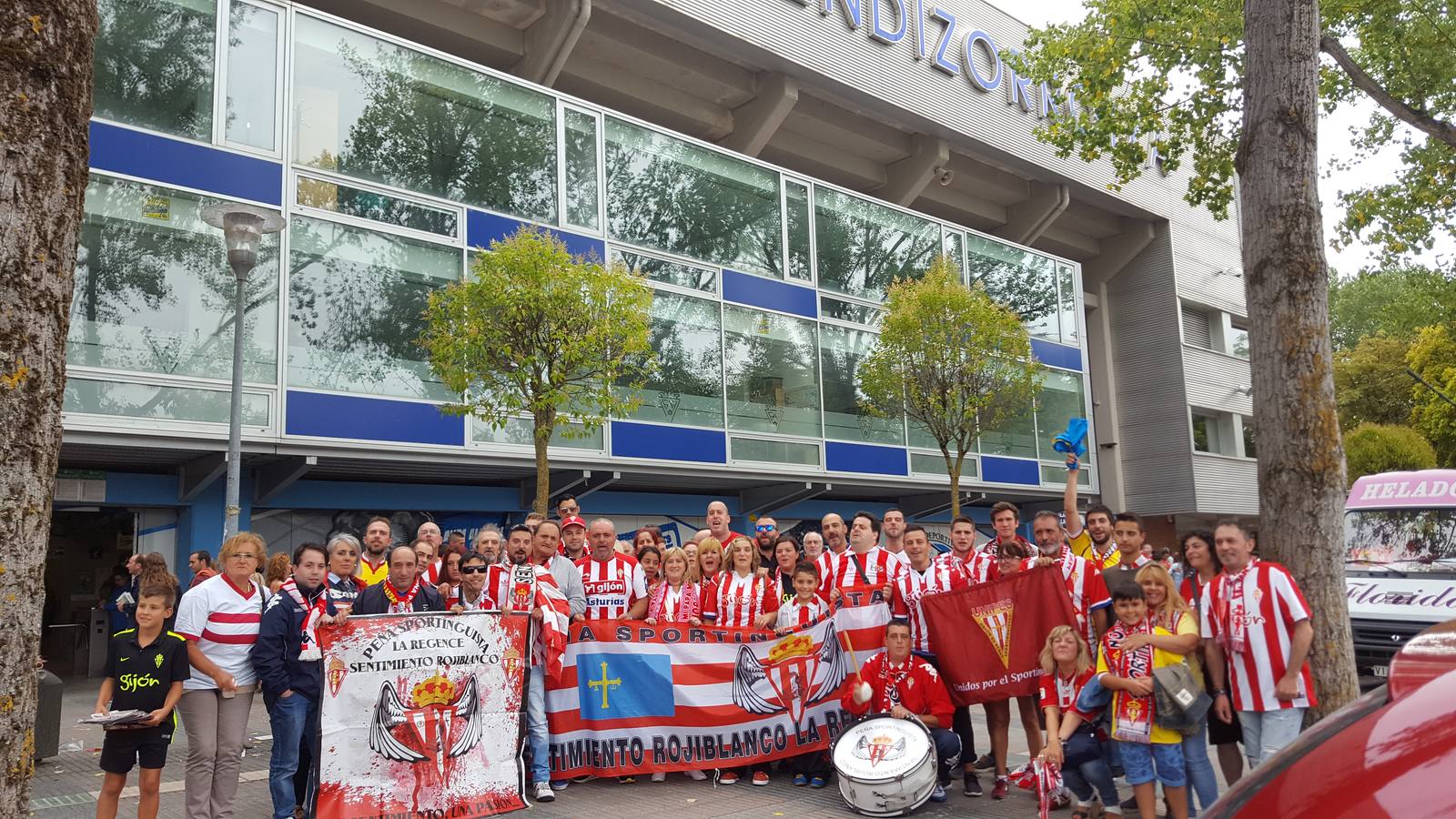 La Mareona, con el Sporting en Vitoria