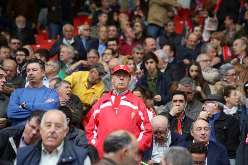 ¿Estuviste en el Sporting - Sevilla? ¡Búscate! (1)