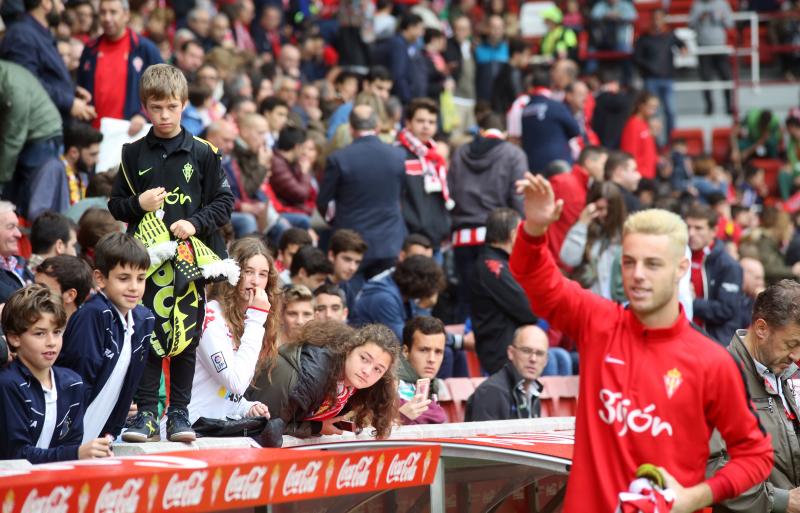 ¿Estuviste en el Sporting - Sevilla? ¡Búscate! (1)