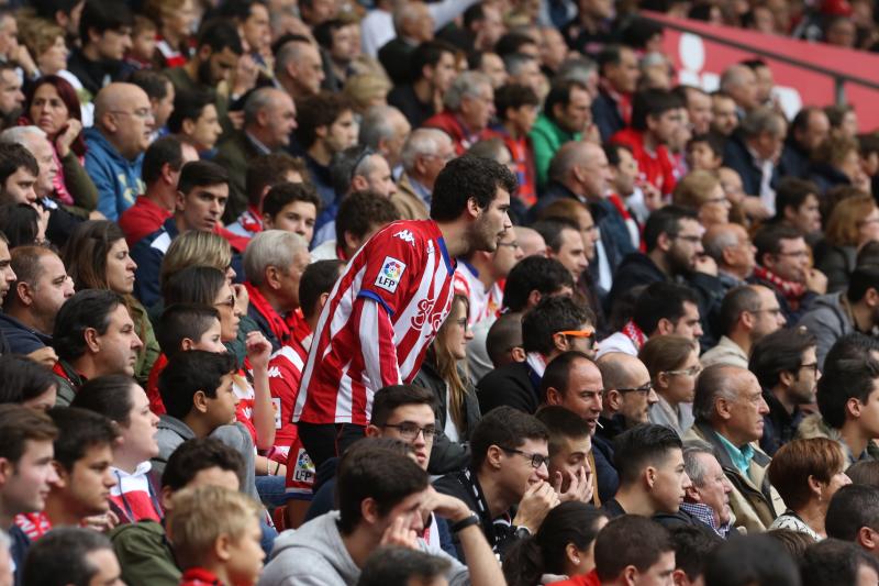 ¿Estuviste en el Sporting - Sevilla? ¡Búscate! (1)