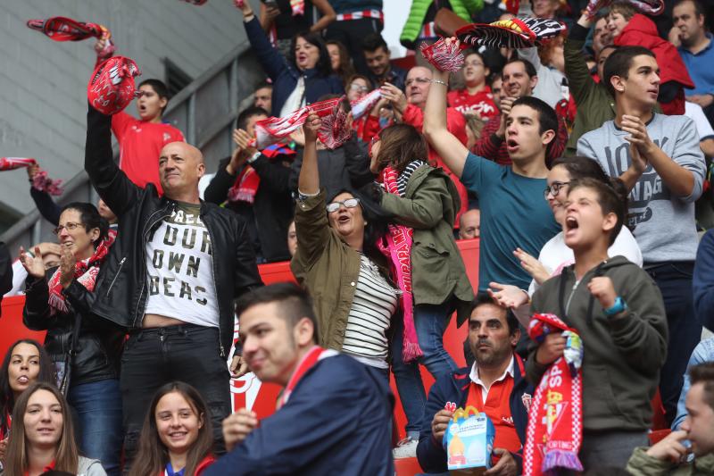 ¿Estuviste en el Sporting - Sevilla? ¡Búscate! (1)