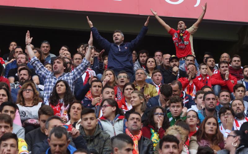 ¿Estuviste en el Sporting - Sevilla? ¡Búscate! (1)