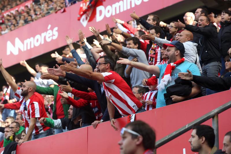 ¿Estuviste en el Sporting - Sevilla? ¡Búscate! (1)