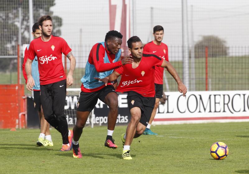 El Sporting se prepara para el partido en La Rosaleda