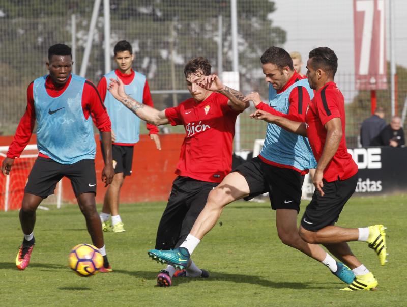 El Sporting se prepara para el partido en La Rosaleda